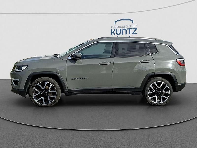 Gebraucht Jeep Compass Limited 150 PS (110 kW) 2021 Stinggray clear coat SUV