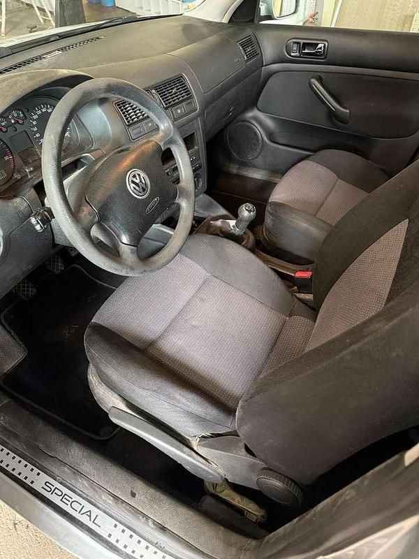 Gebraucht VW Golf IV 101 PS (74 kW) 2002 Silber Limousine