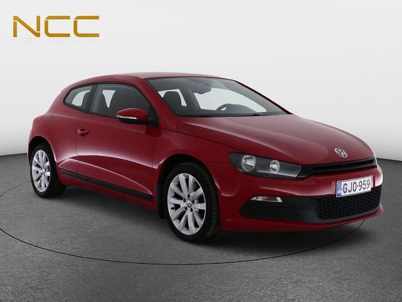 Gebraucht VW Scirocco 160 PS (117 kW) 2011 Rot