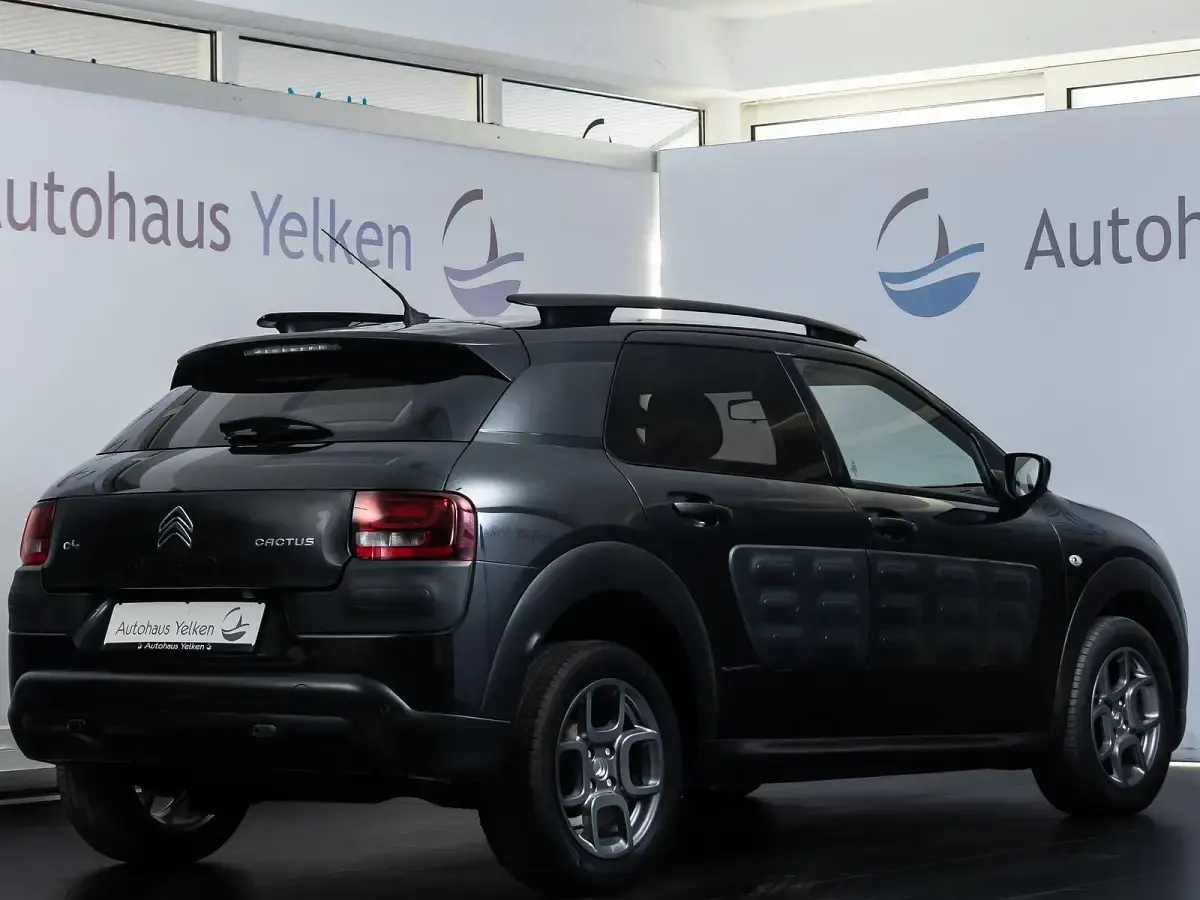 Gebraucht Citroën C4 99 PS (72 kW) 2017 Schwarz SUV