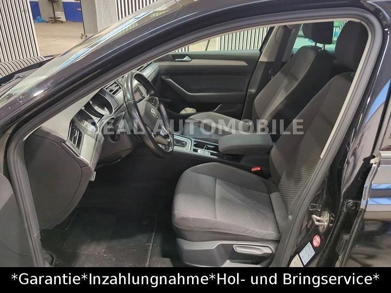 Usata VW Passat 122 CV (89 kW) 2022 Nero Station wagon