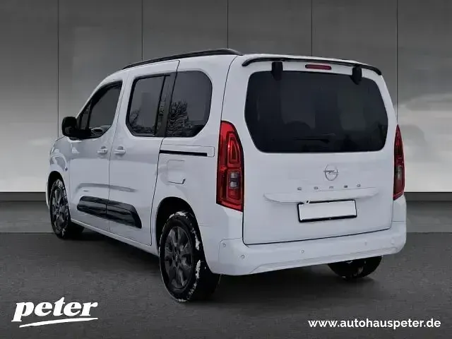Gebraucht Opel Combo 131 PS (96 kW) 2024 Weiß Van / Kleinbus