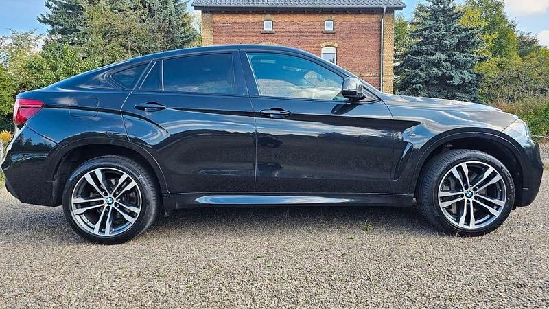 Gebraucht BMW X6 M50 Performance 381 PS (280 kW) 2015 Schwarz SUV
