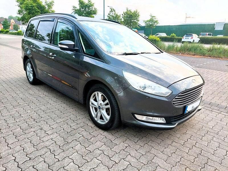 Gebraucht Ford Galaxy Business Edition 160 PS (117 kW) 2018 Grau Van / Kleinbus