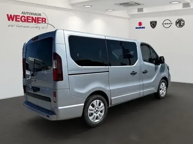 Neu Nissan Primastar Tekna 150 PS (110 kW) 2026 Grey highland Van / Kleinbus