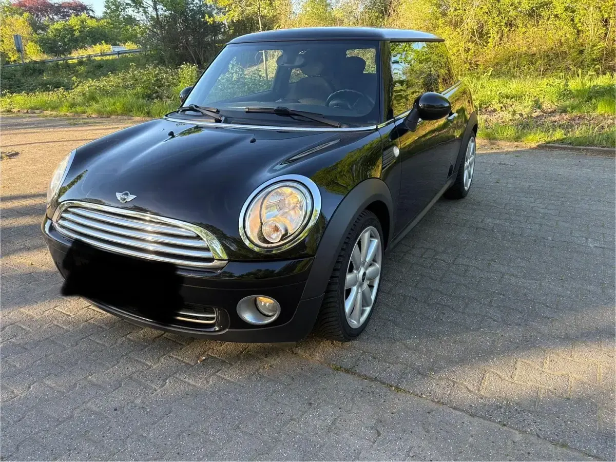 Usata Mini Cooper 122 CV (89 kW) 2010 Nero Utilitaria