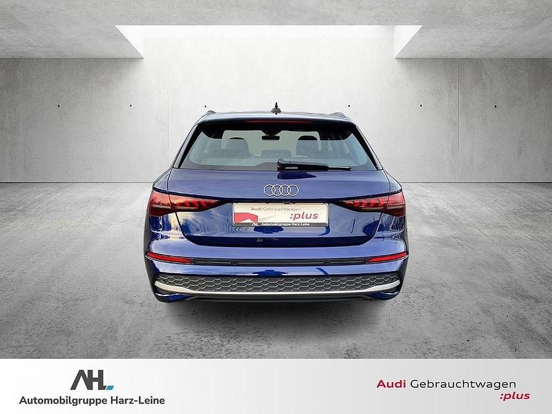 Gebraucht Audi A3 Advanced 116 PS (85 kW) 2024 Blau Limousine