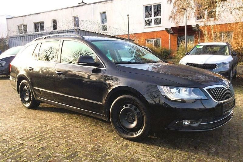 Gebraucht Skoda Superb Exclusive 170 PS (125 kW) 2014 Schwarz Kombi