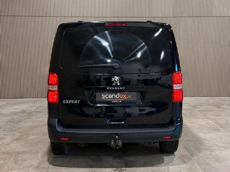 Gebraucht Peugeot Expert 122 PS (89 kW) 2017 Schwarz Van