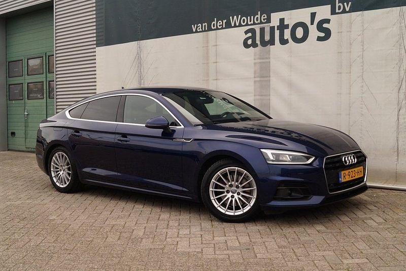 Gebraucht Audi A5 Sportback Proline 150 PS (110 kW) 2019 Blau Kleinwagen