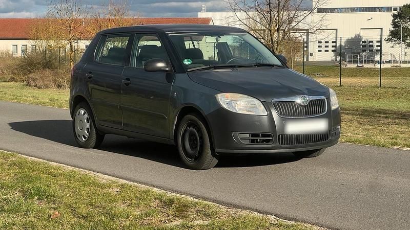 Gebraucht Skoda Fabia 60 PS (44 kW) 2007 Grau Limousine