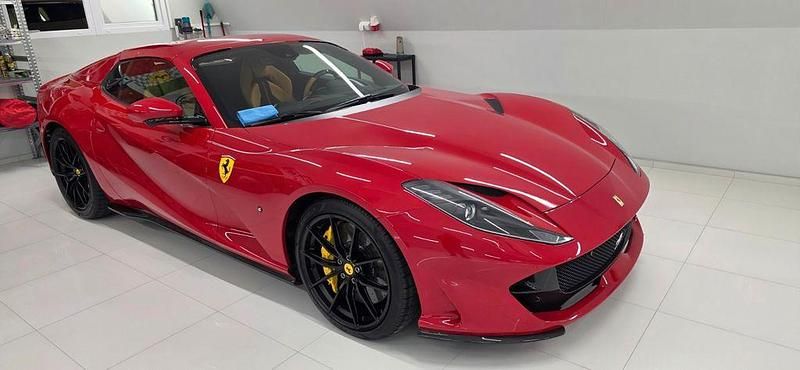 Gebraucht Ferrari 812 799 PS (587 kW) 2023 Rot Cabrio