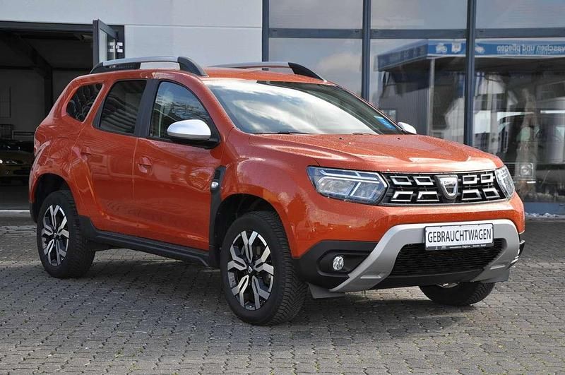 Gebraucht Dacia Duster Prestige 131 PS (96 kW) 2022 Arizonaorange metallic SUV