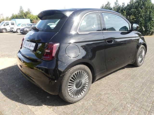 Gebraucht Fiat 500e Icon 86 kW (118 PS) 2022 Schwarz Limousine