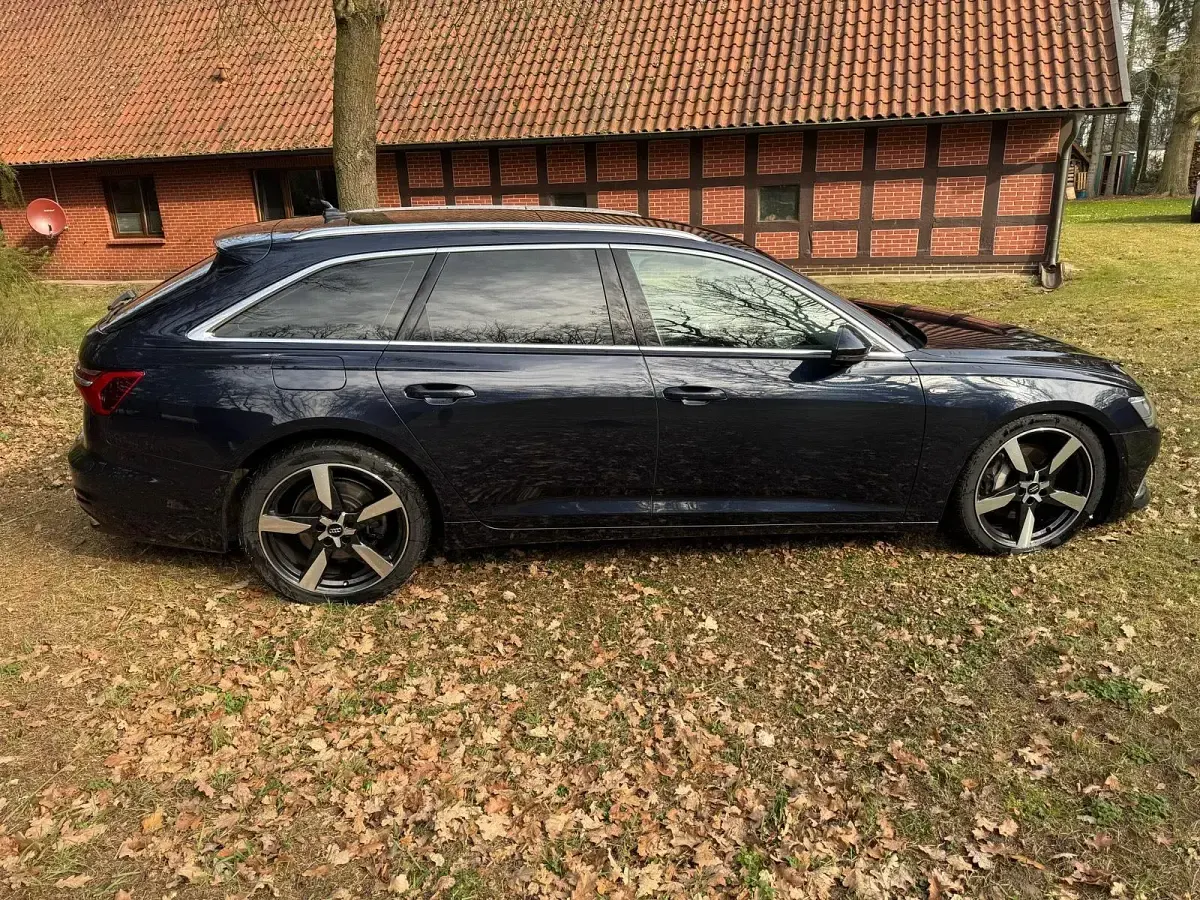 Gebraucht Audi A6 Ambiente 231 PS (169 kW) 2019 Blau Kombi