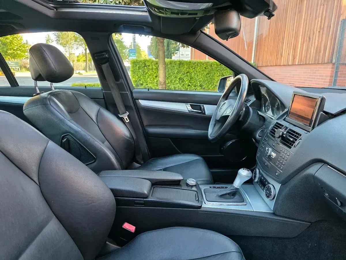 Gebraucht Mercedes C280 AMG 231 PS (169 kW) 2009 Grau Limousine