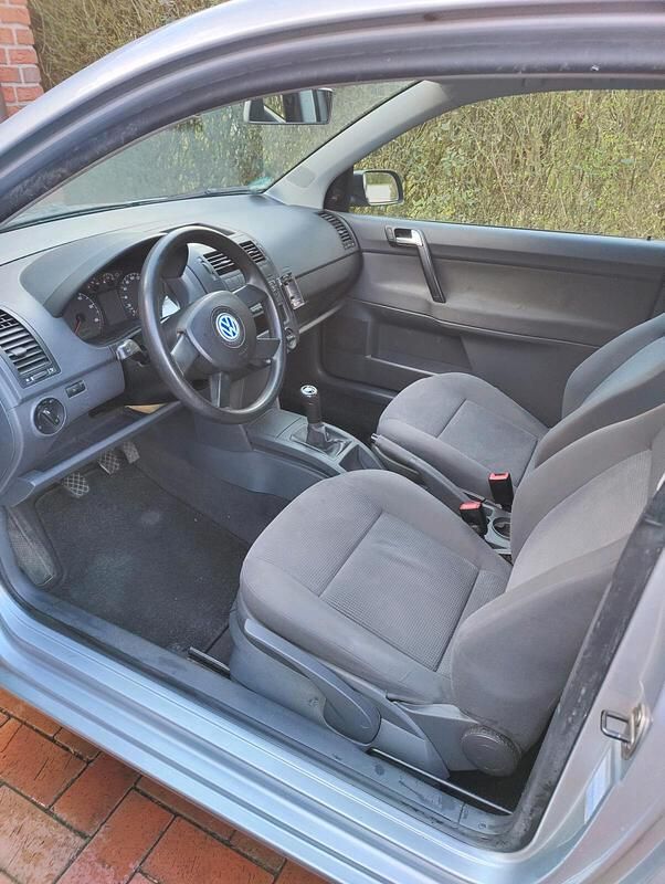 Gebraucht VW Polo 75 PS (55 kW) 2004 Silber Kleinwagen