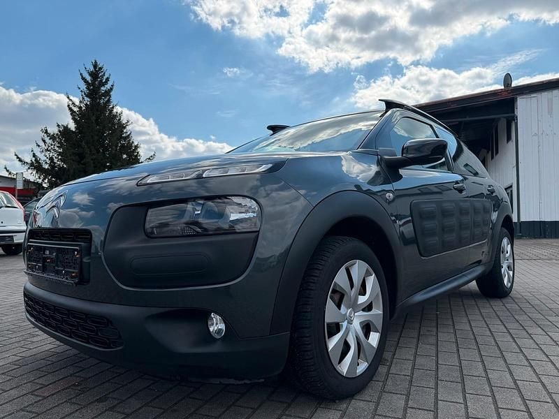 Gebraucht Citroën C4 Cactus Feel 110 PS (80 kW) 2015 Andere farben Kleinwagen