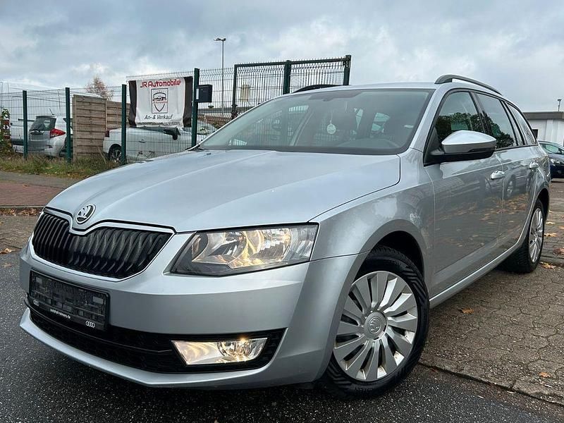 Silber Gebraucht 2013 Skoda Octavia Ambition Kombi | 6.350 € (Guter Preis) - Bild 1/4