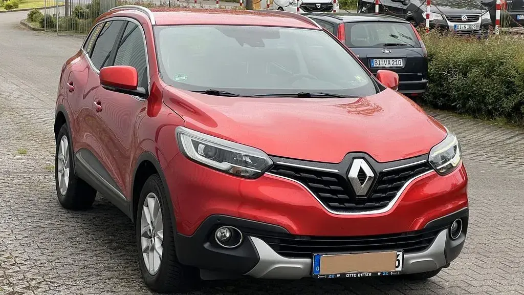 Używany Renault Kadjar XMOD 131 KM (96 kW) 2017 Czerwony SUV