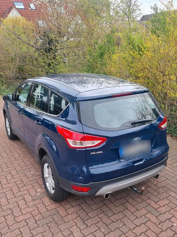 Gebraucht Ford Kuga 120 PS (88 kW) 2014 Blau SUV