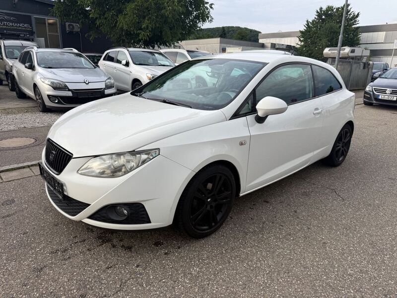 Weiß Gebraucht 2009 Seat Ibiza SC Sport Kleinwagen | 2.500 € (Fairer Preis) - Bild 1/4