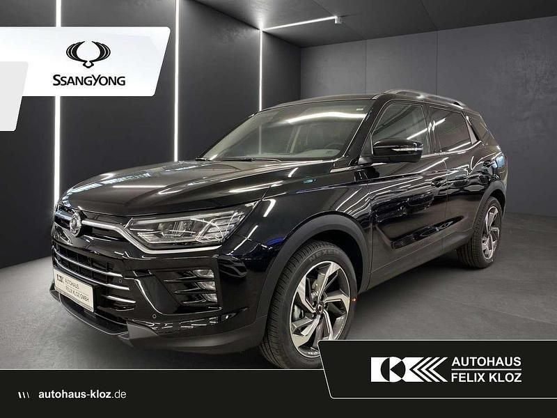 Space black Neu 2025 Ssangyong Korando Sapphire SUV | 32.900 € - Bild 1/4