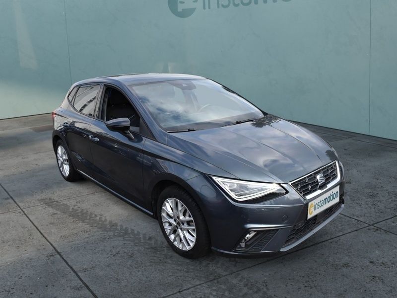 Grau Gebraucht 2024 Seat Ibiza FR Limousine | 18.250 € (Fairer Preis) - Bild 1/4