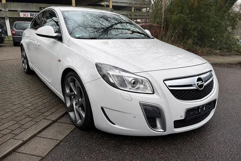 Gebraucht Opel Insignia OPC 325 PS (239 kW) 2011 Weiß Limousine