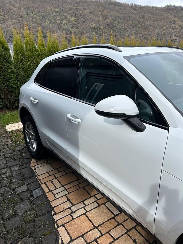 Gebraucht Porsche Macan S 258 PS (189 kW) 2016 Weiß SUV