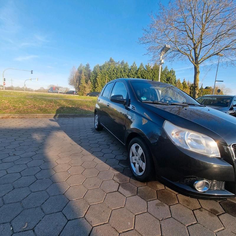 Gebraucht Chevrolet Aveo 70 PS (51 kW) 2009 Schwarz Kleinwagen