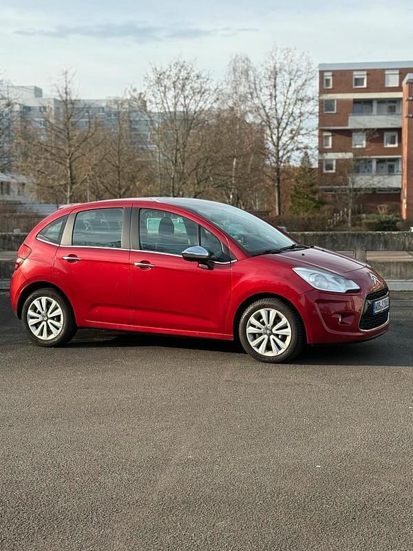 Gebraucht Citroën C3 95 PS (69 kW) 2012 Rot Limousine