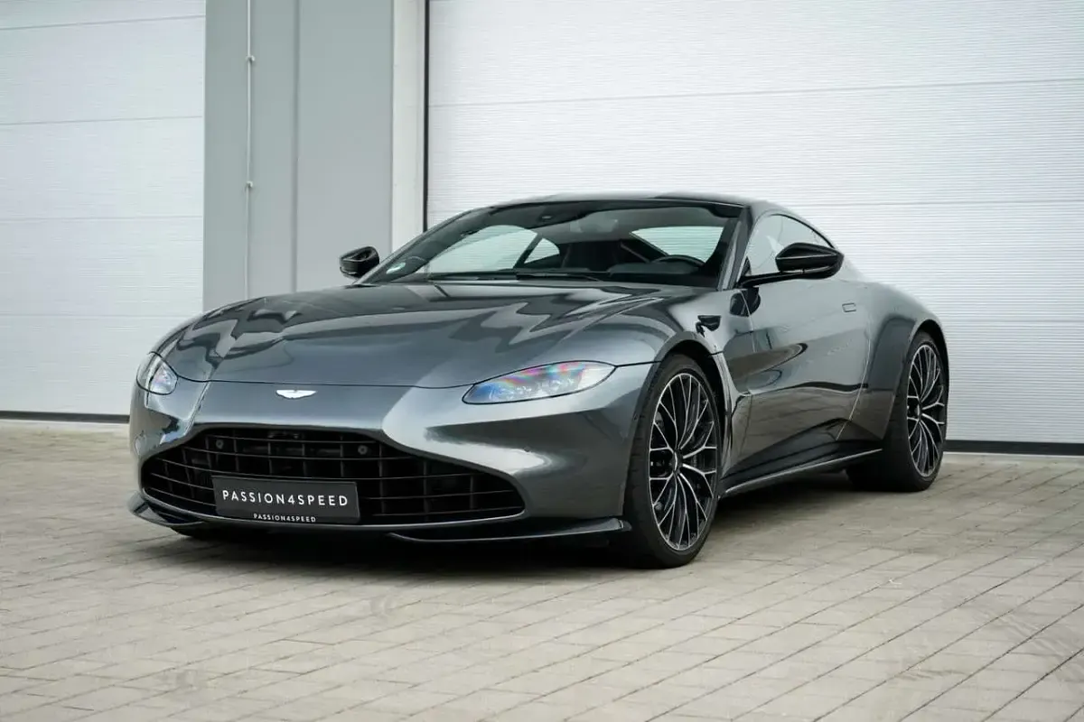 Gebraucht Aston Martin V8 510 PS (375 kW) 2023 Grau Coupé