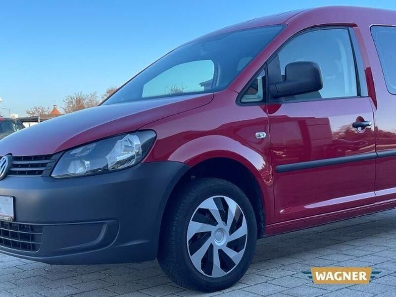 Gebraucht VW Caddy Maxi 102 PS (75 kW) 2015 Rot Van / Kleinbus