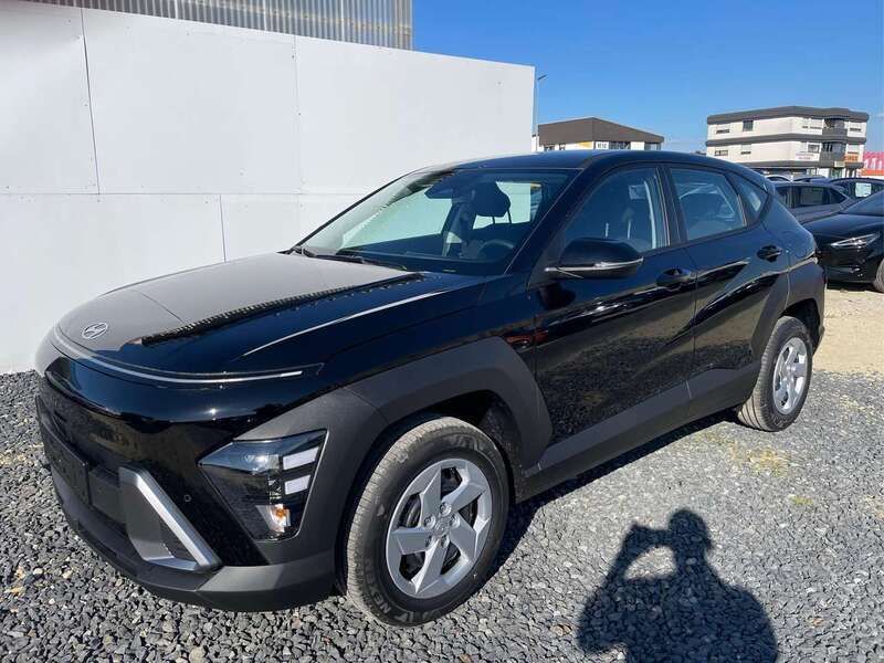 Abyss black pearl a2b Neu 2025 Hyundai Kona Style SUV | 23.990 € (Fairer Preis) - Bild 1/4