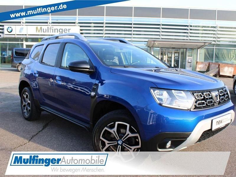 Blau Gebraucht 2020 Dacia Duster Celebration SUV | 17.950 € (Fairer Preis) - Bild 1/4