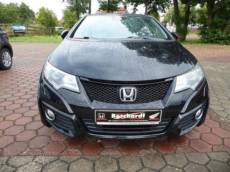 Schwarz Gebraucht 2016 Honda Civic Elegance Limousine | 10.850 € (Guter Preis) - Bild 1/4