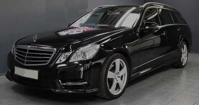Gebraucht Mercedes E300 Avantgarde 231 PS (169 kW) 2012 Schwarz Kombi