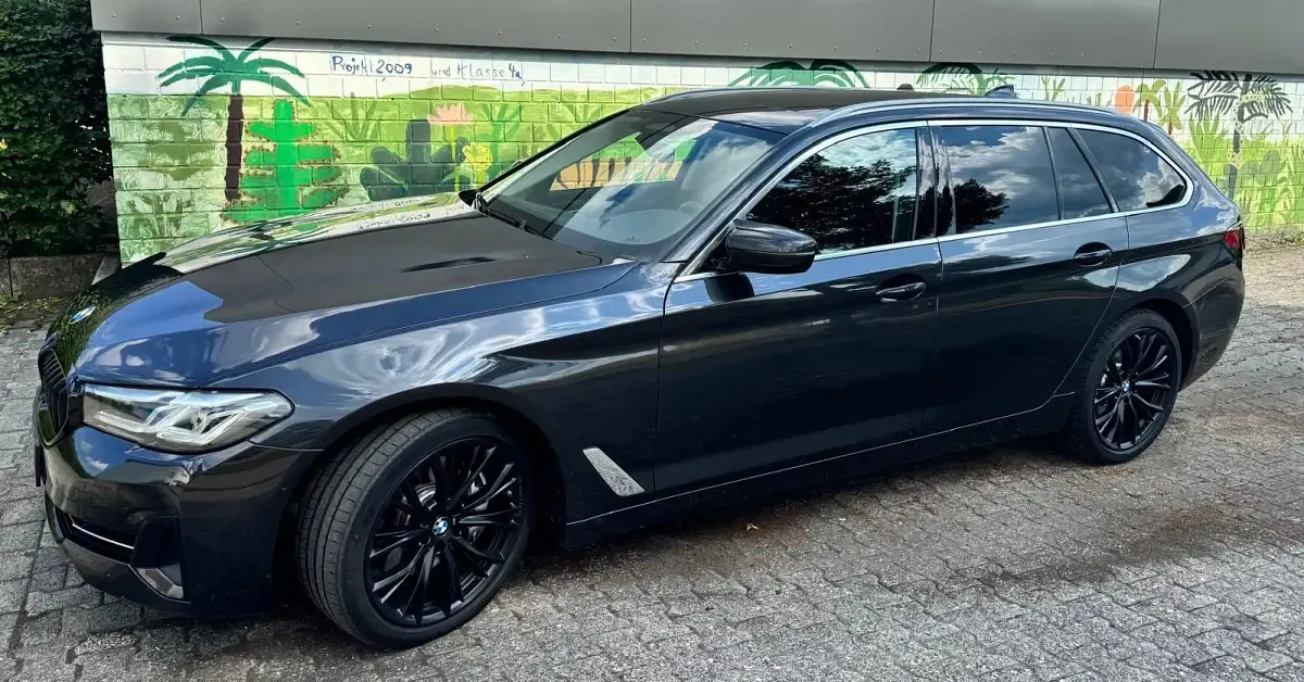 Gebraucht BMW 530 286 PS (210 kW) 2021 Grau Kombi
