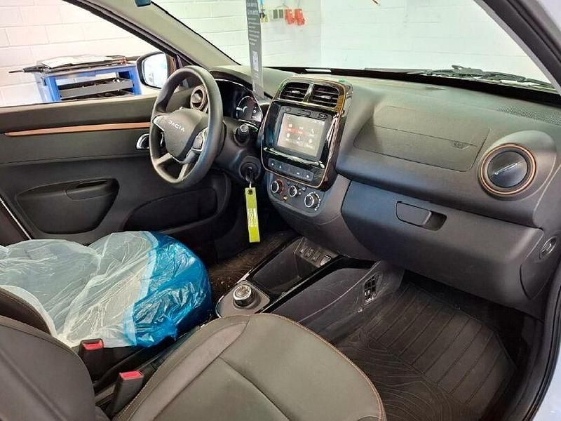 Gebraucht Dacia Spring Extreme 47 kW (65 PS) 2023 Weiß Kleinwagen