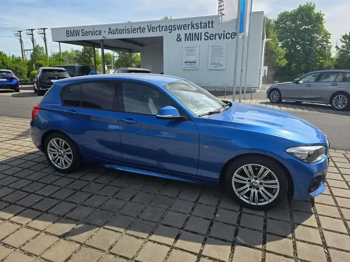 Gebraucht BMW 120 M Sport 177 PS (130 kW) 2015 Estorilblau metallic Kleinwagen