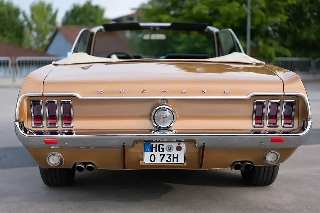 Gebraucht Ford Mustang GT 223 PS (164 kW) 1968 Gold Cabrio