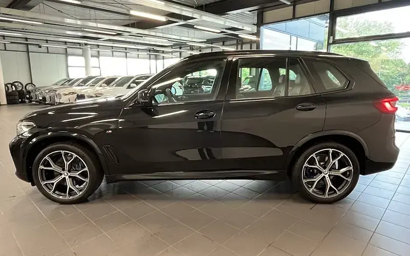 Gebraucht BMW X5 Shadowline 231 PS (169 kW) 2023 Schwarz SUV