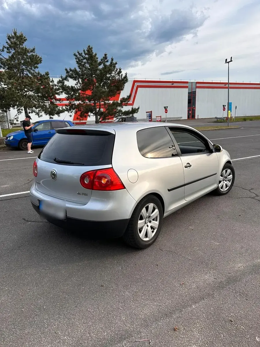 Gebraucht VW Golf V 115 PS (84 kW) 2005 Kleinwagen