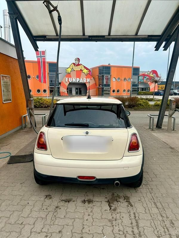 Usata Mini Cooper 95 CV (69 kW) 2008 Andere farben Utilitaria