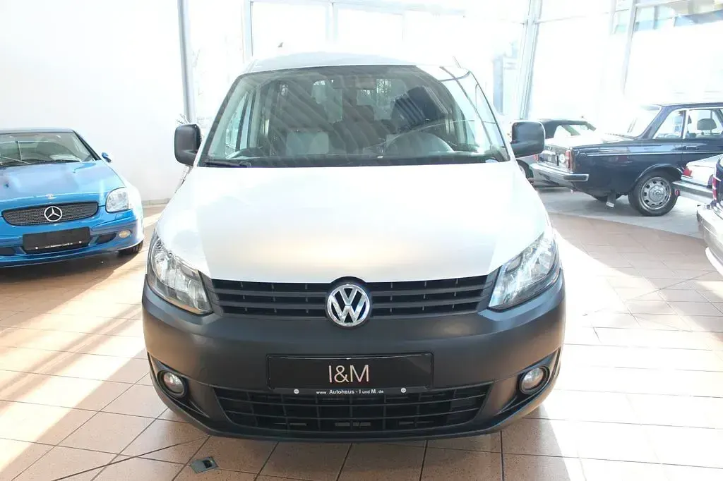 Usado VW Caddy 140 HP (102 kW) 2015 Prateado Monovolume