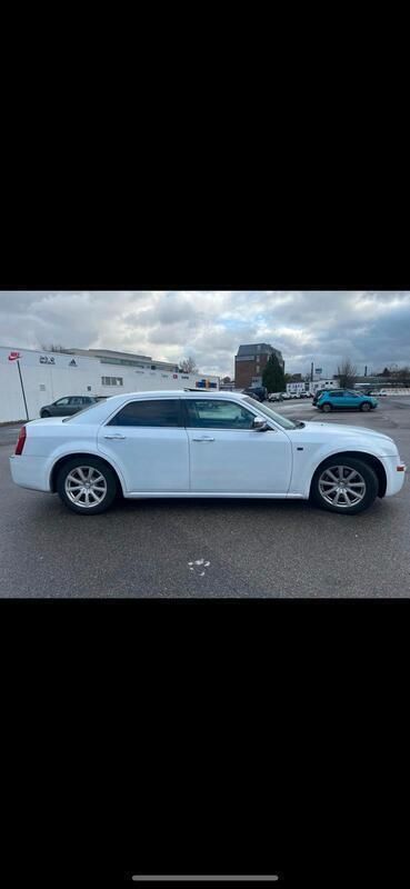 Weiß Gebraucht 2008 Chrysler 300C Limousine | 1.259 € - Bild 1/4