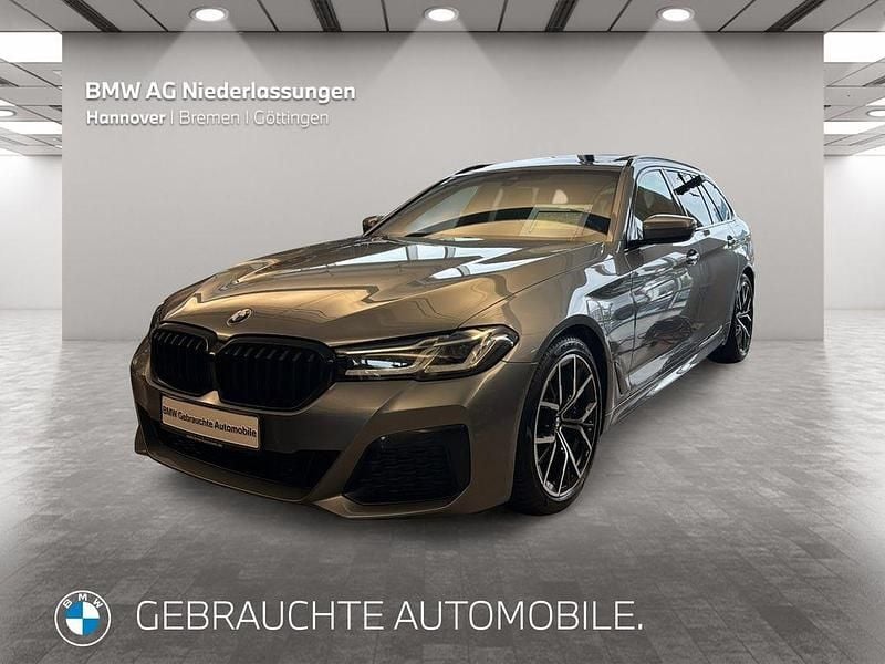 Gebraucht BMW 540 Shadowline 340 PS (250 kW) 2023 Grau Kombi