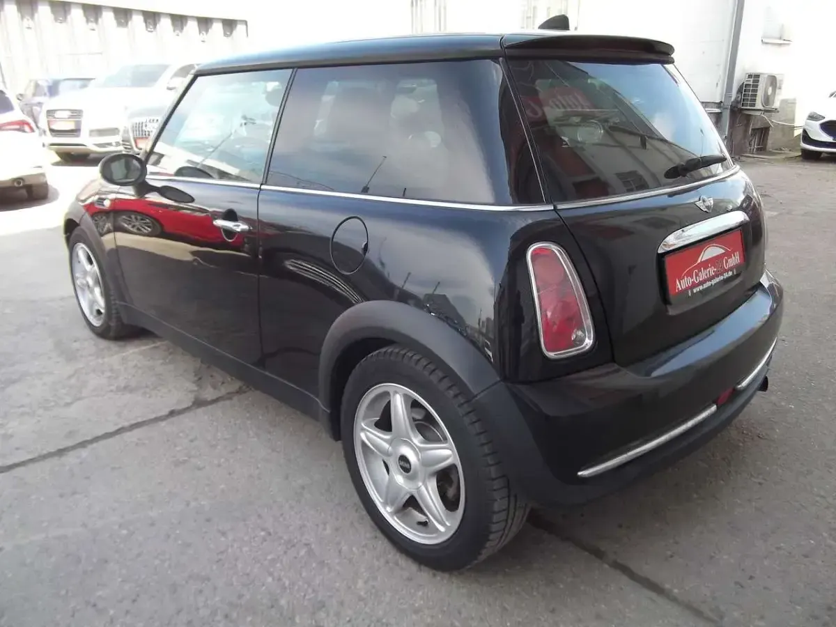 Occasion Mini Cooper 116 ch (85 kW) 2005 Noir Citadine