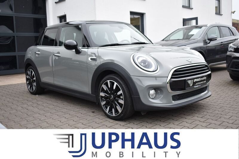 Grau (moonwalk grey (metallic)) Gebraucht 2019 Mini Cooper Kleinwagen | 17.970 € (Fairer Preis) - Bild 1/4